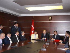 Trabzon'da yeni okul için imzalar atıldı