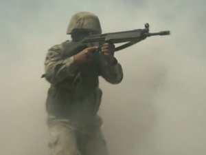 Askere hain tuzak! 4 yaralı