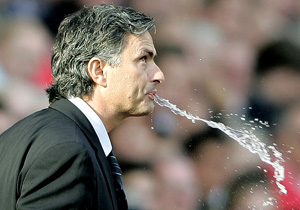 Jose Mourinho ÇILDIRDI!