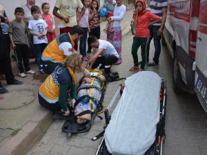 Cam silerken 3. kattan düştü