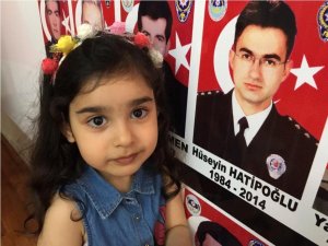 Şehit babasını hala görevde biliyor