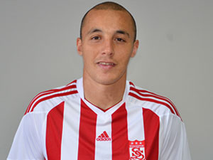 Aatıf için Fener de devrede!