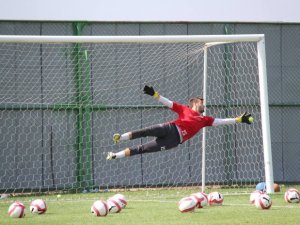 Trabzonspor'a dev kaleci