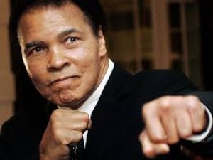 Muhammed Ali son yolculuğuna uğurlanıyor!