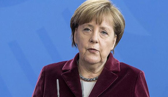 Merkel'in partisinin sitesi Türk Hackerlar tarafından hacklendi!