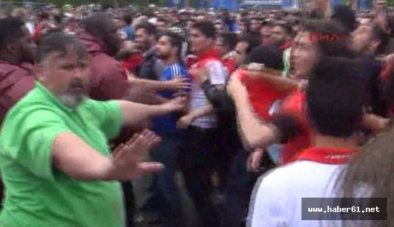 Türk ve Hırvat taraftarlar arasında gerginlik