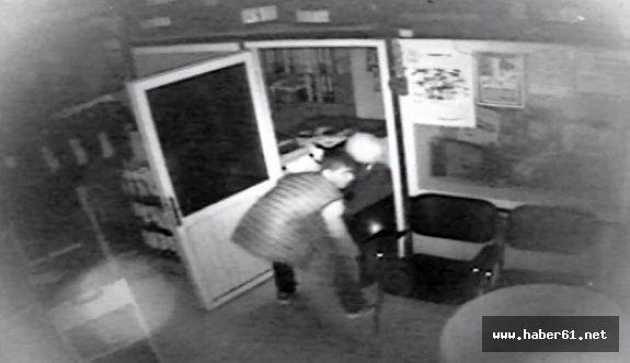 Hırsızlık yaparken kameralara yakalandılar