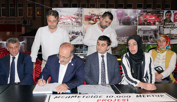 Trabzon'dan Mehmetçiğe 10 bin mektup gidecek