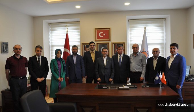 İran Başkonsolosu'ndan Haydar Revi'ye ziyaret