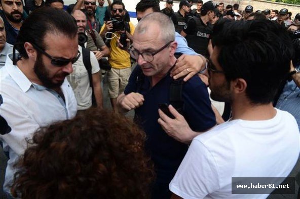 LGBTİ üyeleri gözaltına alındı!