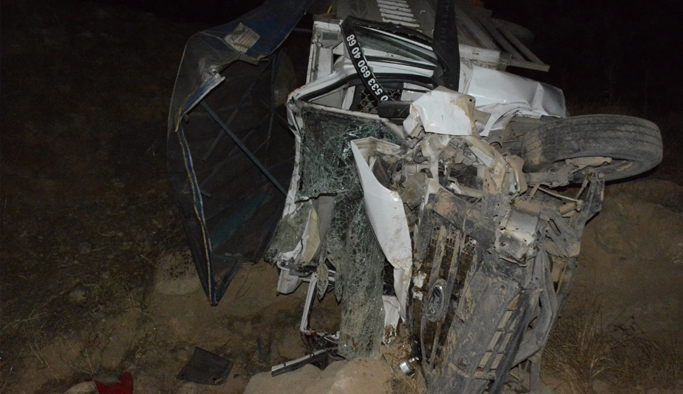 Kız istemeden dönerken kaza yaptılar