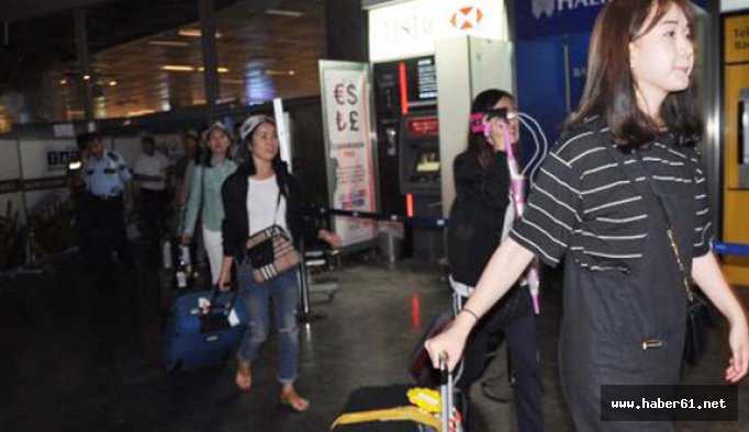 Atatürk Havalimanı'nda uçuşlar başladı