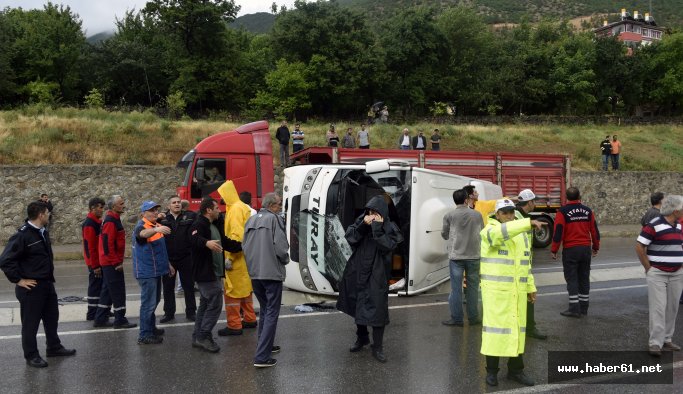 Trabzon'dan yola çıkan araç kaza yaptı!