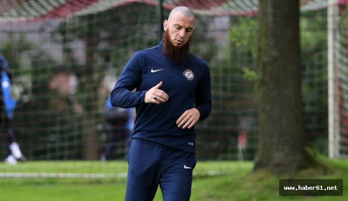 Aykut Demir yeni takımıyla idmanda