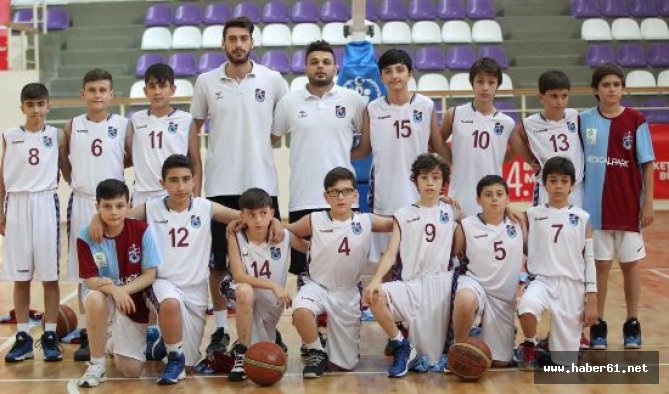 Trabzonspor mink takımı 7 maçta 4 galibiyet aldı