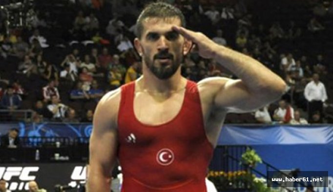 Trabzonlu güreşçi şampiyon oldu