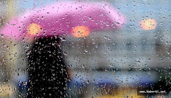 Of'ta sağanak yağış etkili oldu