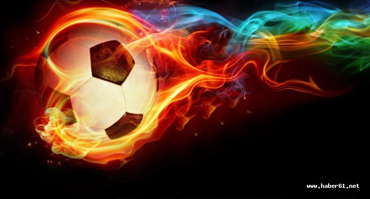 Trabzonspor'la anılan yıldız futbolcuda flaş gelişme!