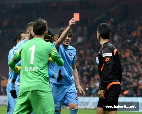 Trabzonspor'u yakan hakem Fitnes'e gitti(!)