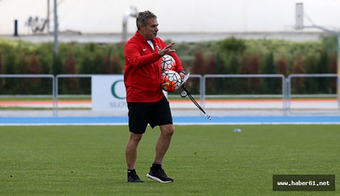 Ersun Yanal onları gönderiyor