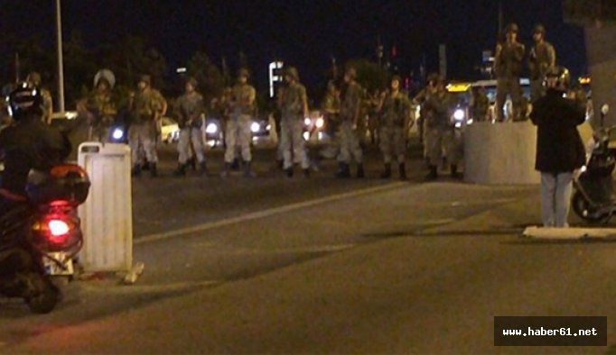 FETÖ'nün darbe girişimi 22 saat sürdü