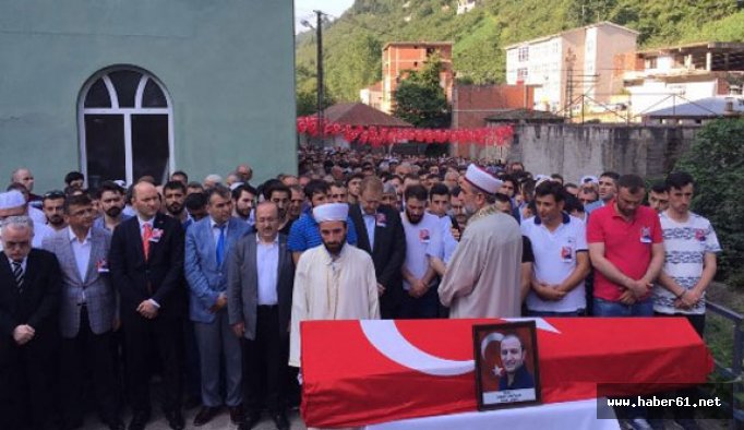 Trabzonlu darbe şehidi uğurlandı