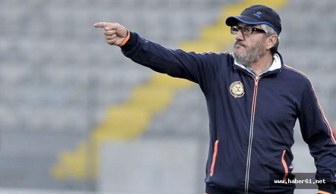 Mustafa Akçay Avrupa'da turladı