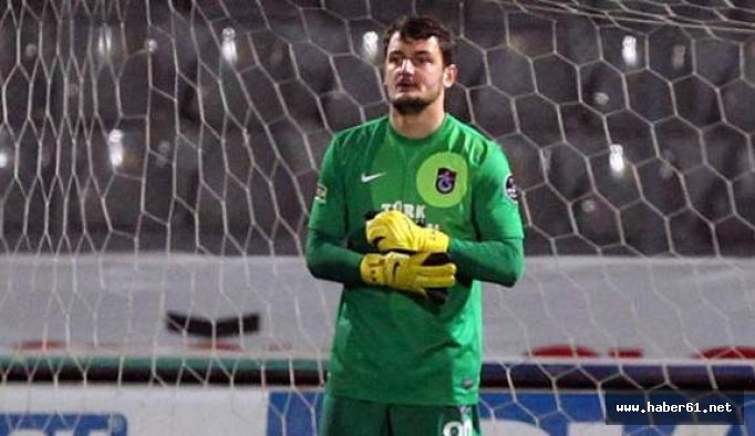 Trabzonlu futbolcu imza attı