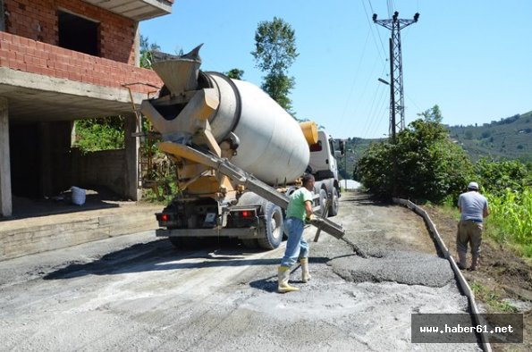 Trabzon'da yollar betonlanıyor