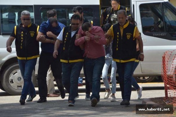 Üniversiteli kızlara...