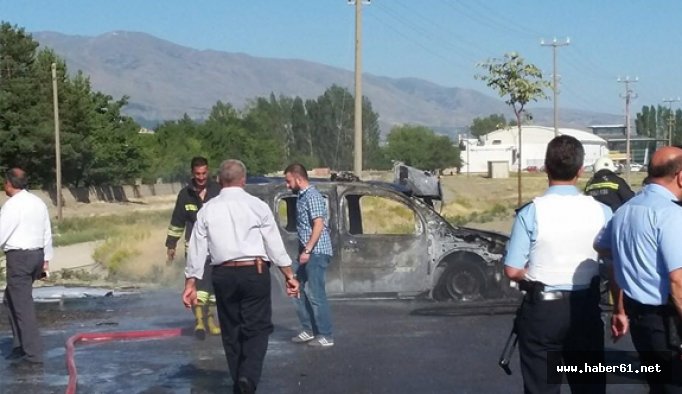 Polis noktasına bombalı saldırı