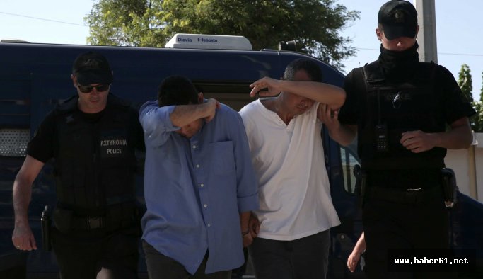 Yunanistan'a kaçan darbecilerle ilgili flaş gelişme!