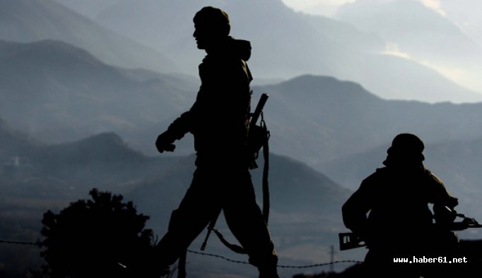 Askeri üs bölgesine saldırı