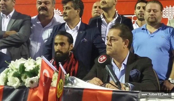 Erkan Zengin imzayı attı!