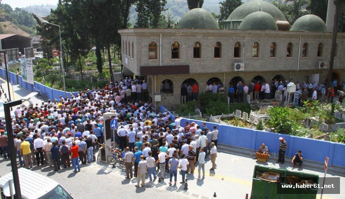 Düğünde Maganda kurşunuyla kafasından vuruldu!
