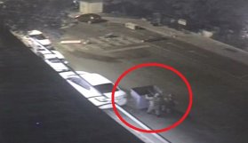 Çöp konteynerini siper edip halkı taradılar!