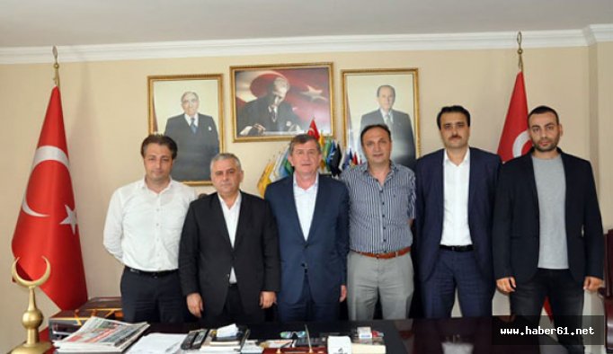 Haydar Revi'den 3 partiye davet ziyareti