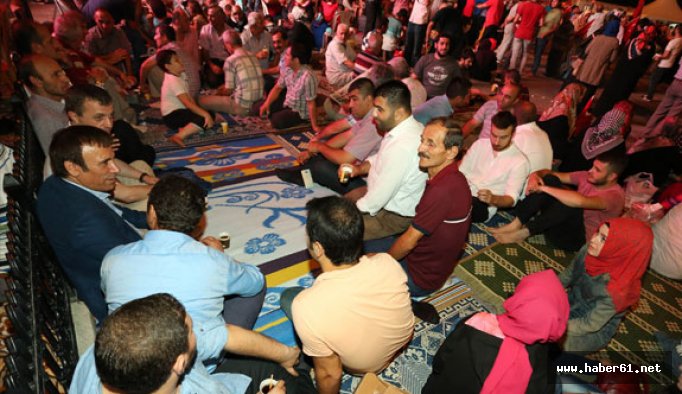 FETÖ/PYD örgütüne sempati duyanda onlar gibidir!