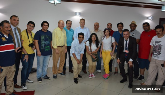 Trabzon Valisi Yavuz Arap gazetecileri ağırladı