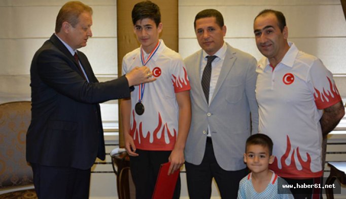 Trabzonlu boksörden büyük başarı