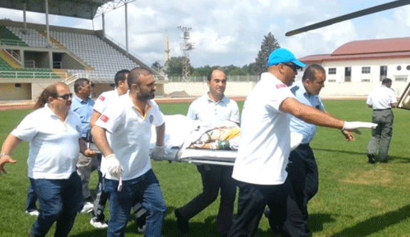 Ambulans helikopterle hastaneye kaldırıldı !