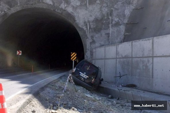 Trabzon'dan Gümüşhane'ye giderken kaza: 5 yaralı