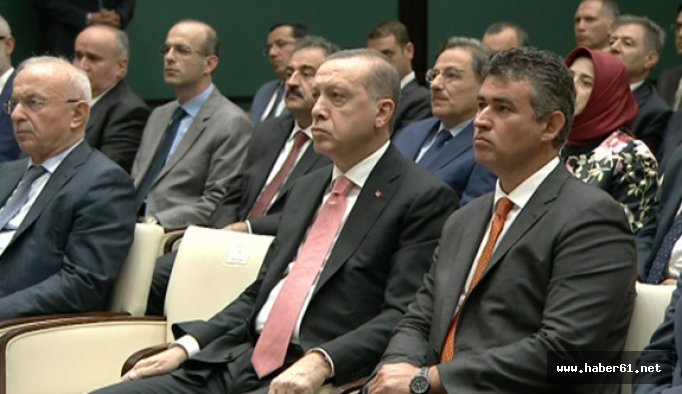 Erdoğan: Göçmen Krizi Avrupa’yı Sarsıyor, Türkiye Hukukla Yürüyor