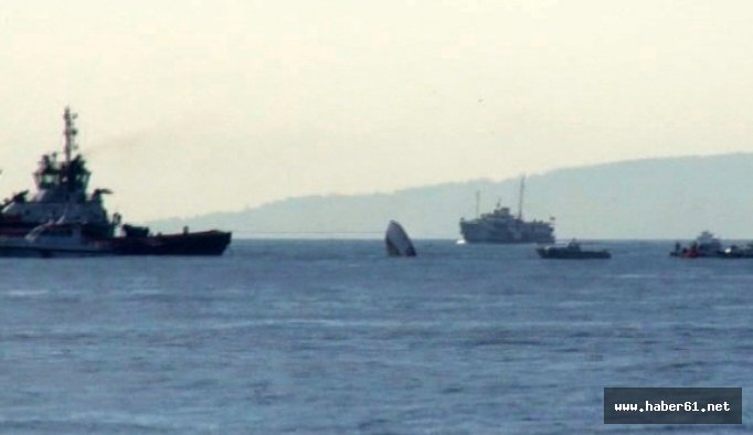 Sahil Güvenlik botu kuru yük gemisi ile çarpıştı