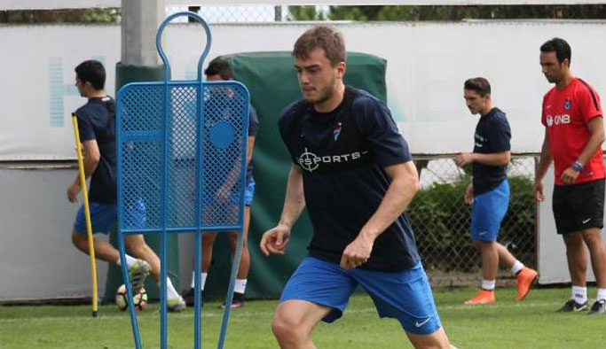 Trabzonspor'dan bir ayrılık daha!