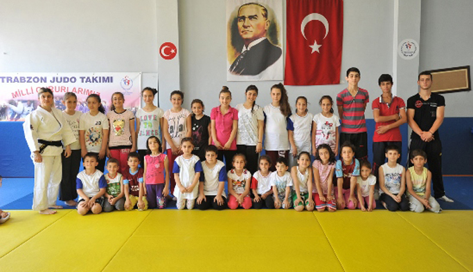 Trabzon'da yaz Spor Okulları Cıvıl Cıvıl