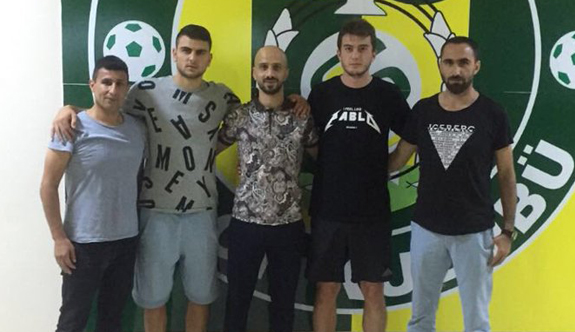 Trabzonsporlu oyuncular imzayı attı