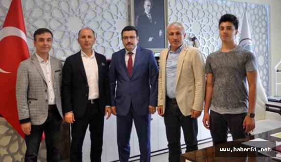 Muharrem Usta, Başkan Genç'i ziyaret etti