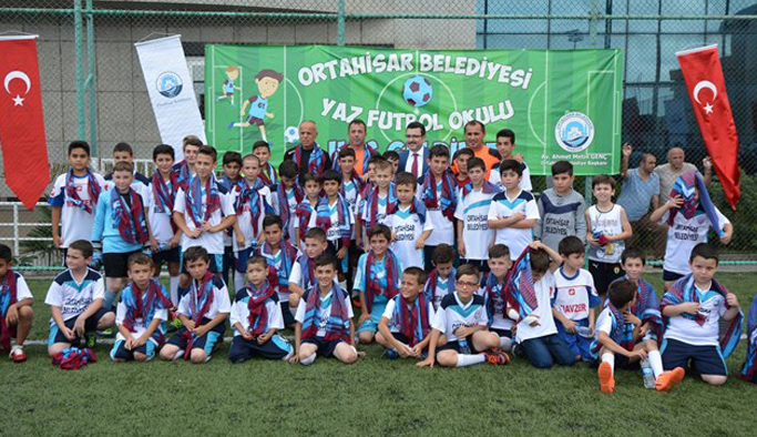 Ortahisar’ın Yaz Futbol Okulu sona erdi
