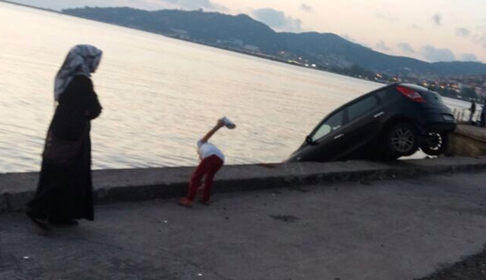 Kadın sürücü dehşeti yaşadı